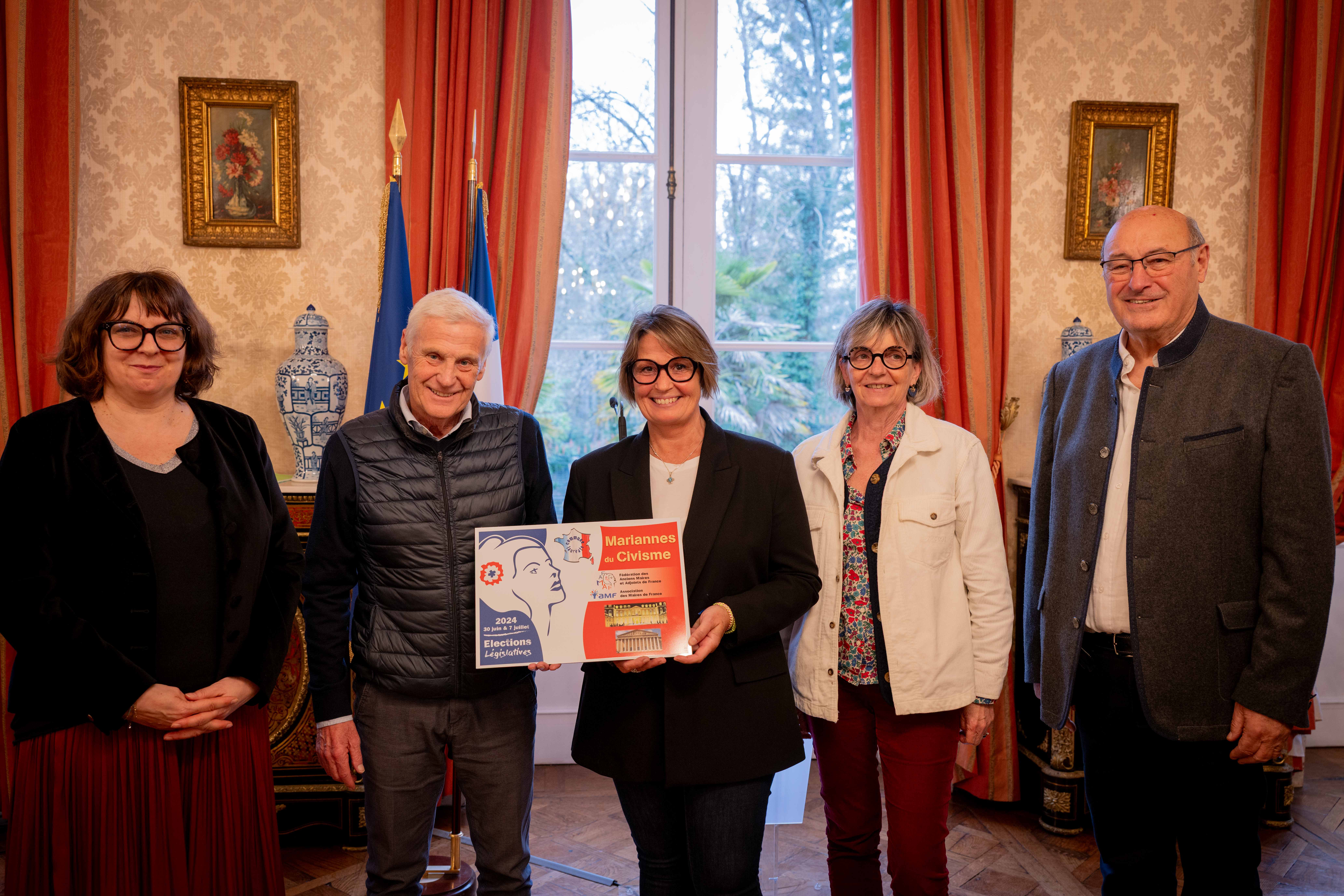Photo de la cérémonie de remise de la Marianne du civisme 2025 -1